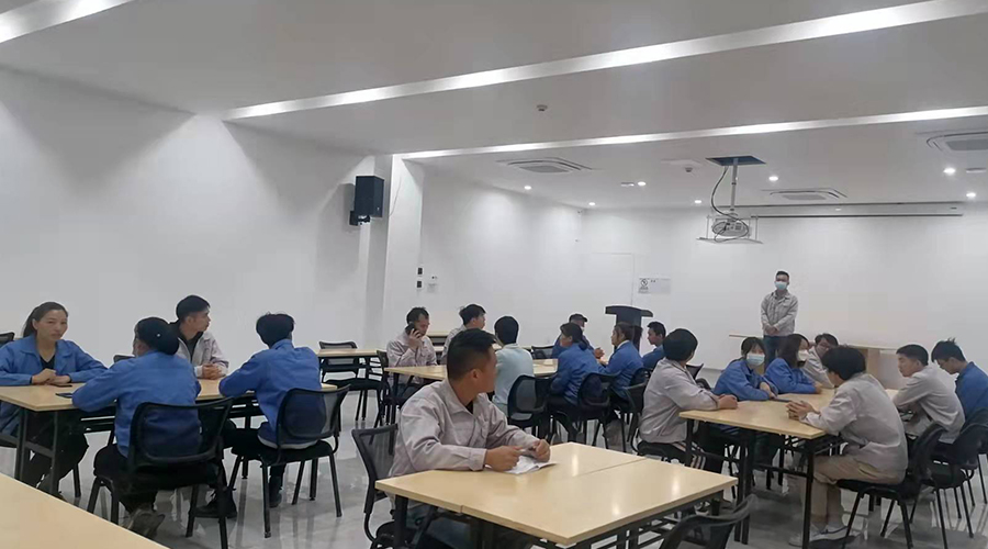 金環(huán)電器黨支部組織學(xué)習十九屆六中全會(huì )精神