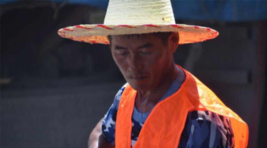 堅守的魅力！金環(huán)電器致敬每一位炎炎夏日下的勞動(dòng)者！