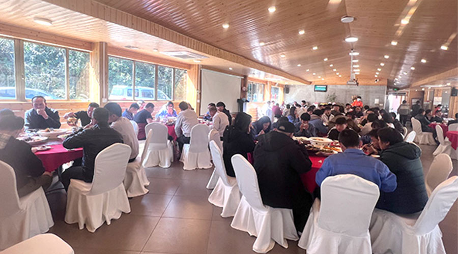 金環(huán)電器開(kāi)工宴！吃飽喝足加油干迎戰2023！