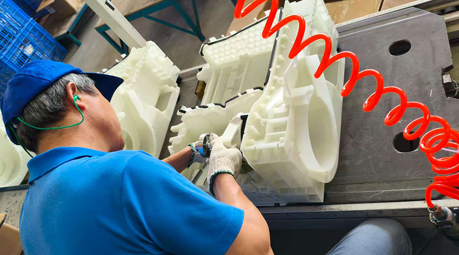 傳感器技術(shù)助力熱泵烘干機精準烘干